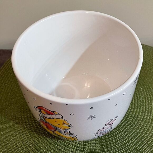 Disney Winnie the Pooh Christmas planter medium NWOT - Picture 2 of 11
